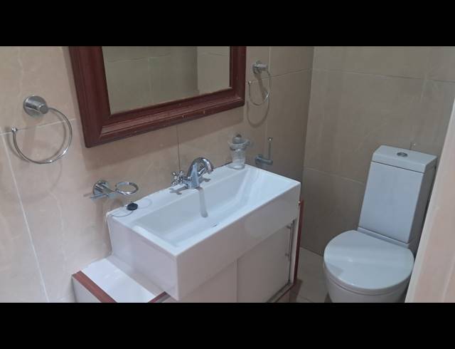 1 BEDROOM FLAT TO LET IN POINT WATERFRONT